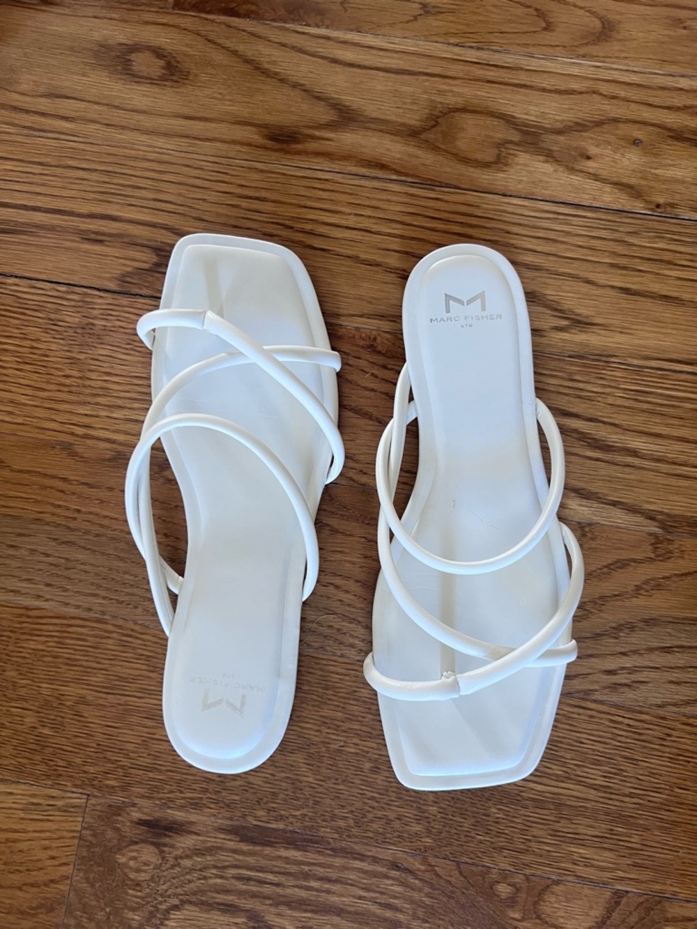 Marc Fisher White Strappy Square-Toe Slide Sandals size 8.5